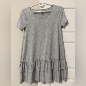 Zenana Outfitters Light Gray Scoop Neck Tunic with Ruffle Hem